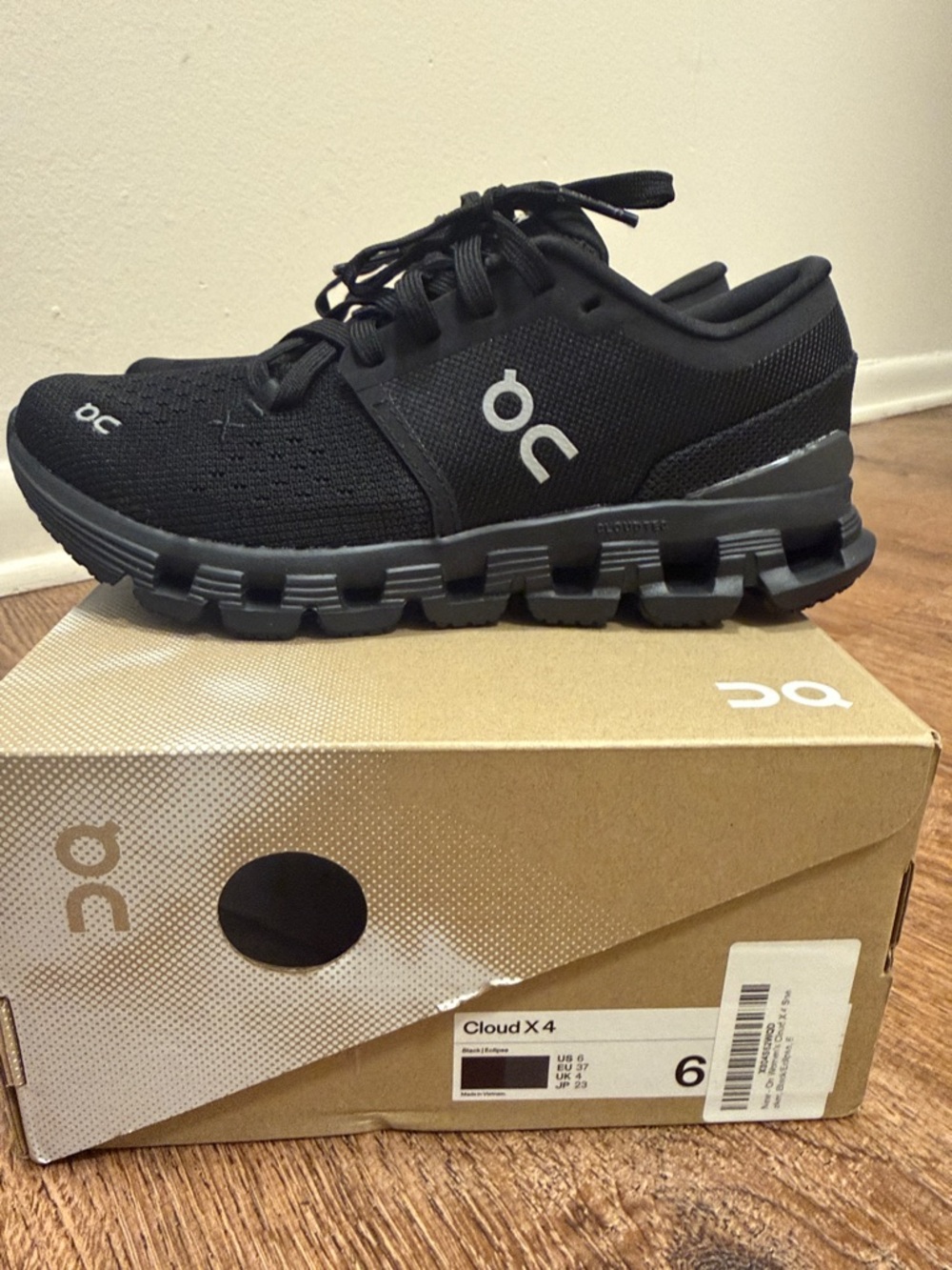 On Running Cloud X4 Women’s Running Shoes - Black